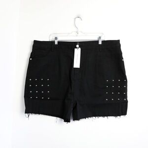 NWT Rosegal black denim shorts raw hem studded plus size 5X curvy high rise new